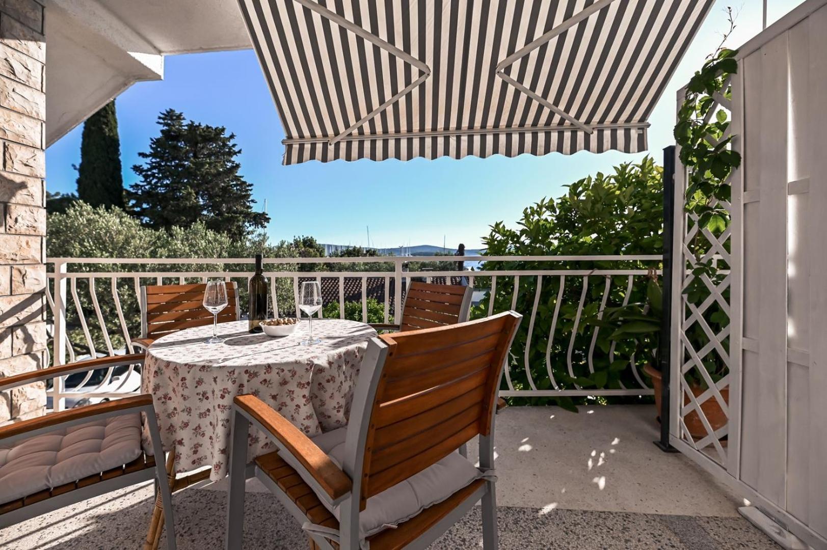 Apartment Rajna Biograd Na Moru Exterior photo