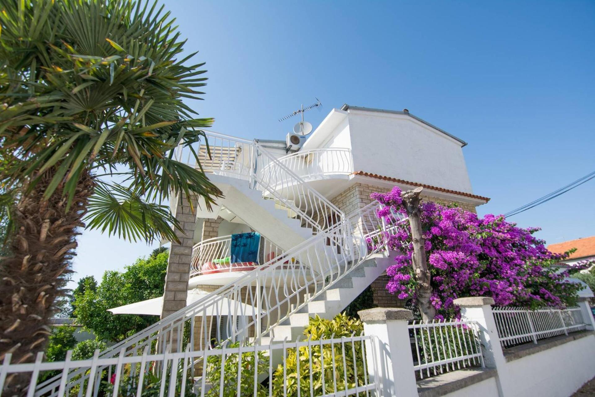 Apartment Rajna Biograd Na Moru Exterior photo